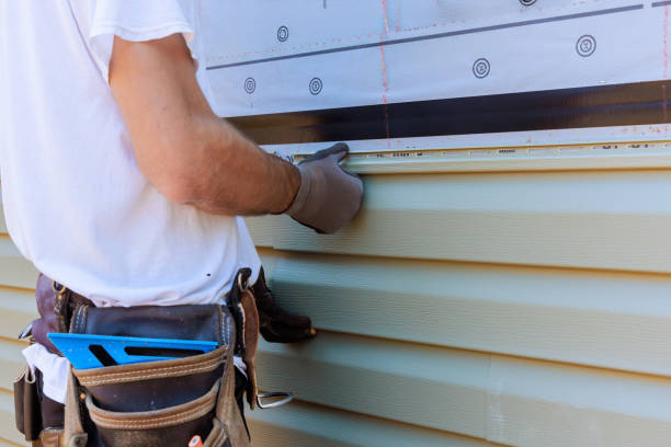 Trusted Siding Contractor service in New Springfield, OH - Creative Siding